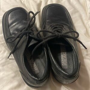 Kenneth Cole Reaction boys dress or school shoes black size 1